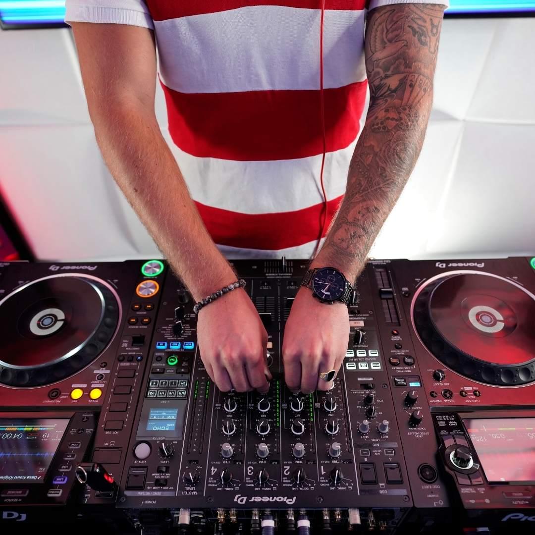 imagen dj galeria