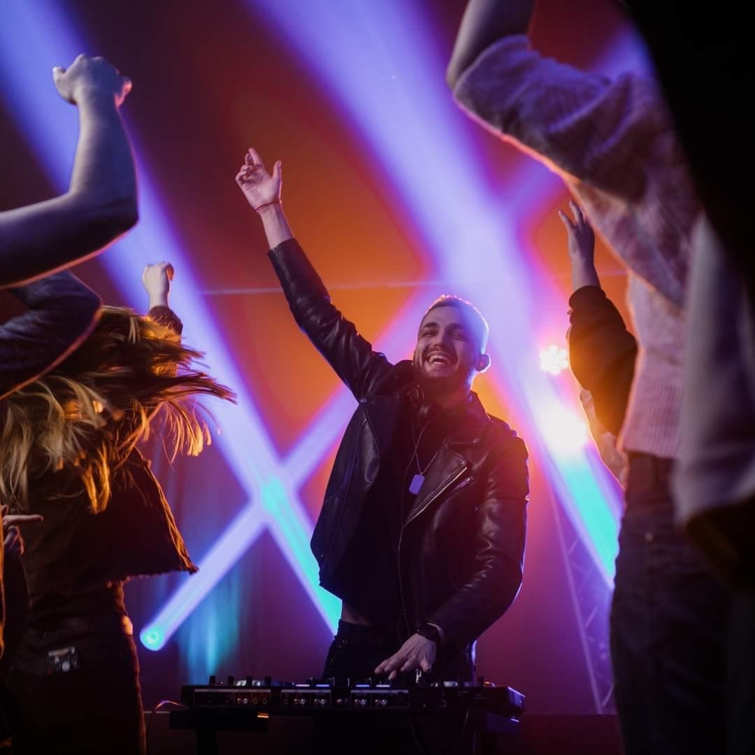 imagen dj galeria