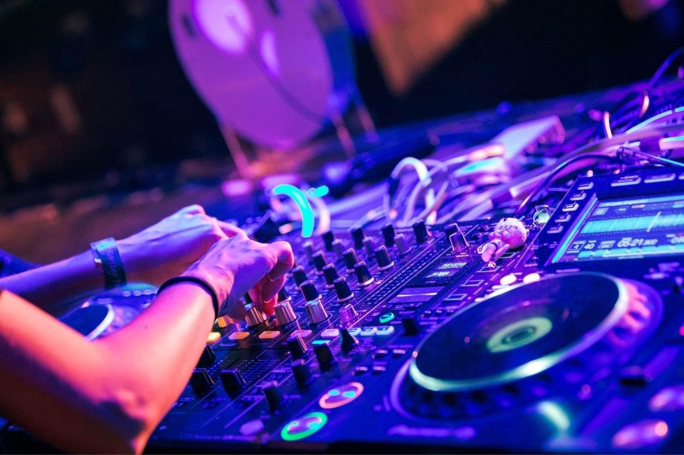 imagen dj galeria